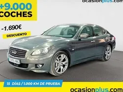 Infiniti M30