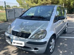 Gris / plata Usado 2002 Mercedes A170 Classic Monovolumen | 1800 €