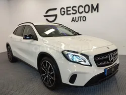 Blanco Usado 2017 Mercedes GLA180 AMG line SUV | 20.500 € (Precio justo)