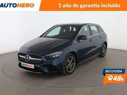 Azul Usado 2021 Mercedes E250 AMG Monovolumen | 26.570 €