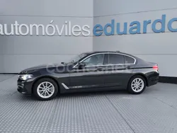 Negro Usado 2020 BMW 518 Berlina | 28.500 € (Un poco caro)