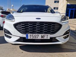 Blanco Usado 2023 Ford Kuga ST-Line SUV | 20.350 € (Precio justo)