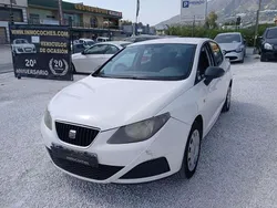 Blanco Usado 2011 Seat Ibiza Reference Utilitario | 5500 € (Precio justo)