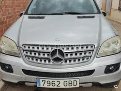 Gris / plata Usado 2007 Mercedes ML320 SUV | 9000 € (Super precio)