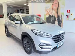 Gris Usado 2017 Hyundai Tucson SUV | 13.450 € (Un poco caro)