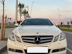 Blanco Usado 2011 Mercedes E220 Elegance Coupe | 11.200 € (Caro)
