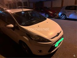 Blanco Usado 2012 Ford Fiesta Titanium Berlina | 5600 € (Precio justo)