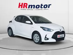 Blanco Usado 2021 Toyota Yaris Hybrid Business Edition Utilitario | 16.820 € (Precio justo)