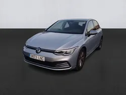 Gris Usado 2021 VW Golf VIII Life Berlina | 21.600 € (Precio justo)