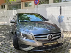 Gris / plata Usado 2013 Mercedes A180 Style Berlina | 12.490 € (Un poco caro)