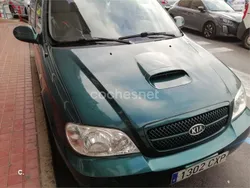 Verde Usado 2004 Kia Carnival LX Monovolumen | 3900 € (Precio justo)