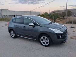Gris Usado 2012 Peugeot 3008 Style Monovolumen | 8700 € (Un poco caro)