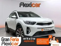 Blanco Usado 2023 Kia Stonic SUV | 15.790 € (Precio justo)