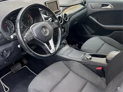 Azul Usado 2014 Mercedes B180 Monovolumen | 11.990 € (Precio justo)