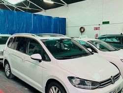 Blanco Usado 2018 VW Touran Advance Monovolumen | 12.500 € (Precio justo)