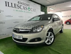 Gris / plata Usado 2008 Opel Astra GTC Cosmo Berlina | 4499 € (Precio justo)