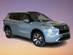 Gris Nuevo 2025 Mitsubishi Outlander P-HEV Edition | 60.850 €