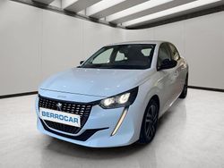 Blanco Usado 2024 Peugeot 208 Active Utilitario | 15.500 € (Precio justo)