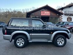 Negro Usado 2003 Nissan Patrol SUV | 19.999 € (Precio justo)