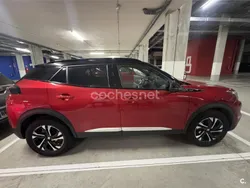 Rojo Usado 2023 Peugeot 2008 GT SUV | 20.000 € (Buen precio)
