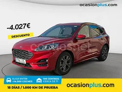Rojo Usado 2022 Ford Kuga ST-Line SUV | 17.900 € (Precio justo)