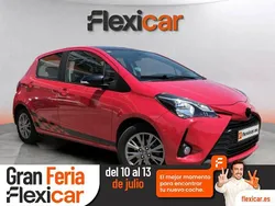 Rojo Usado 2018 Toyota Yaris Active Berlina | 11.690 € (Un poco caro)