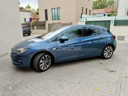 Azul Usado 2017 Opel Astra Excellence Berlina | 11.500 € (Precio justo)