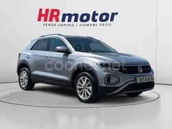 Gris / plata Usado 2023 VW T-Roc Life SUV | 22.490 € (Precio justo)