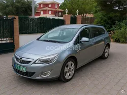 Gris / plata Usado 2012 Opel Astra Cosmo ST Familiar | 4995 € (Buen precio)