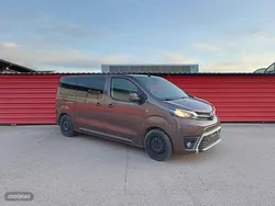 Marrón Usado 2022 Toyota Proace Verso Familiar | 29.950 € (Un poco caro)