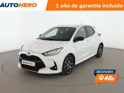 Blanco Usado 2021 Toyota Yaris Hybrid Style Berlina | 17.799 € (Precio justo)