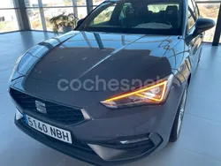 Gris / plata Nuevo 2025 Seat Leon FR Berlina | 28.450 € (Un poco caro)