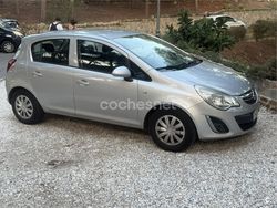 Gris / plata Usado 2011 Opel Corsa Essentia Berlina | 5300 € (Precio justo)