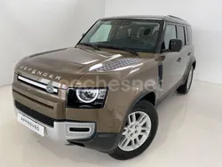 Beige Usado 2024 Land Rover Defender S SUV | 78.900 € (Precio justo)