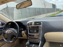 Beige Usado 2008 Lexus IS220d Luxury Line Berlina | 6500 € (Precio justo)