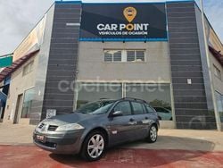 Gris / plata Usado 2006 Renault Mégane GrandTour Dynamique Familiar | 3990 € (Precio justo)