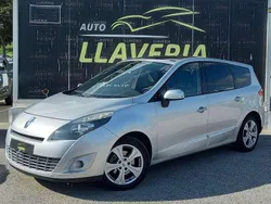 Gris Usado 2009 Renault Scénic III Dynamique Monovolumen | 7900 € (Caro)