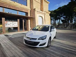 Blanco Usado 2017 Opel Astra Business Utilitario | 8600 € (Precio justo)