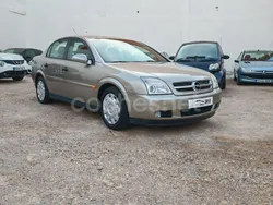 Beige Usado 2004 Opel Vectra Elegance Berlina | 3495 € (Buen precio)