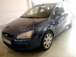 Azul Usado 2006 Ford Focus Ghia Berlina | 2990 € (Buen precio)