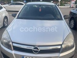 Gris / plata Usado 2007 Opel Astra Enjoy Berlina | 4100 € (Un poco caro)