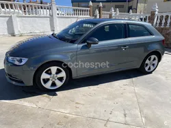 Gris / plata Usado 2013 Audi A3 Attraction Berlina | 8500 € (Un poco caro)