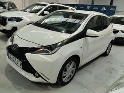 Blanco Usado 2016 Toyota Aygo City Utilitario | 8900 € (Buen precio)