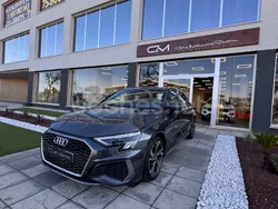 Gris / plata Usado 2022 Audi A3 Sportback S-Line Berlina | 28.490 € (Precio justo)