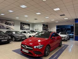 Rojo Usado 2019 Mercedes CLA180 Berlina | 27.900 € (Un poco caro)