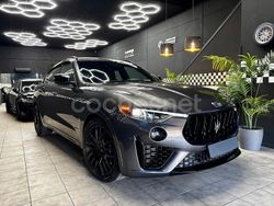Gris / plata Usado 2021 Maserati Levante SUV | 47.990 € (Buen precio)