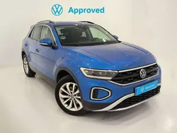 Azul Usado 2024 VW T-Roc Life SUV | 27.000 € (Precio justo)