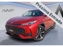 Rojo Usado 2025 MG HS Luxury SUV | 37.490 €