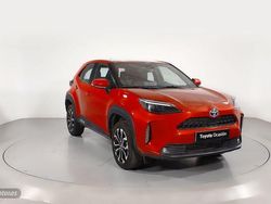 Rojo Usado 2024 Toyota Yaris Cross Active SUV | 26.900 € (Un poco caro)