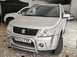 Gris / plata Usado 2007 Suzuki Grand Vitara SUV | 7500 € (Buen precio)